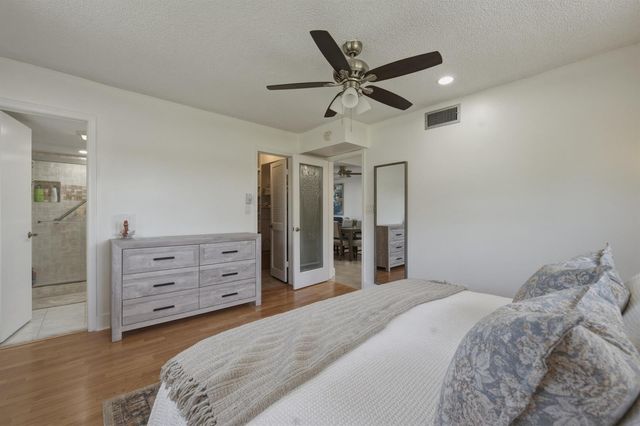 9200 N Hollybrook Lake Drive 310, Pembroke Pines, FL 33025