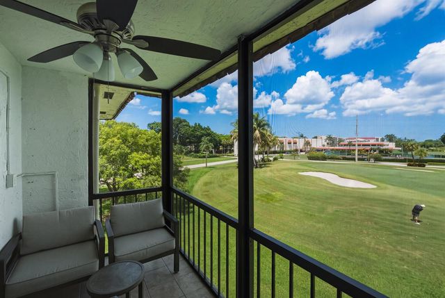 9200 N Hollybrook Lake Drive 310, Pembroke Pines, FL 33025