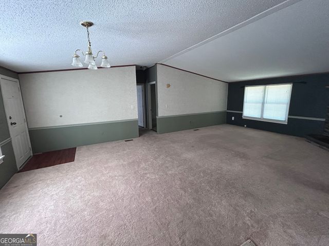 65 Cricket Run, Forsyth, GA 31029