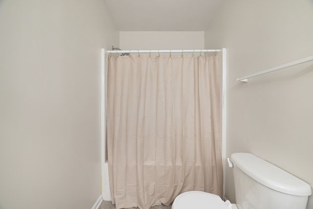 412 Eisenhower Dr, Ashland City, TN 37015