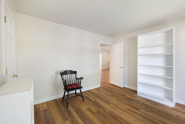 412 Eisenhower Dr, Ashland City, TN 37015