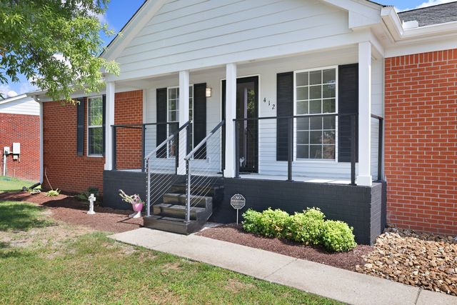 412 Eisenhower Dr, Ashland City, TN 37015