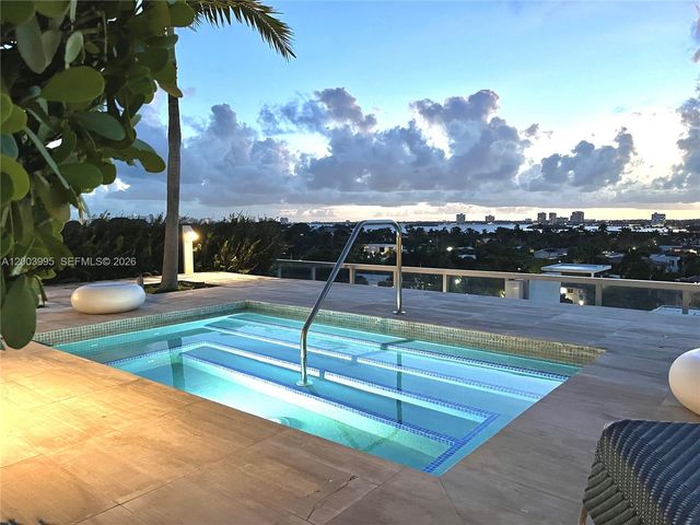 9940 W Bay Harbor Dr 5A-N, Bay Harbor Islands, FL 33154