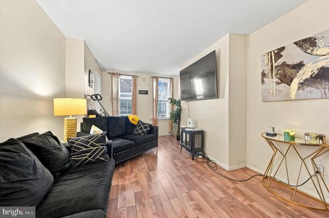 4815 FAIRMOUNT AVE, Philadelphia, PA 19139