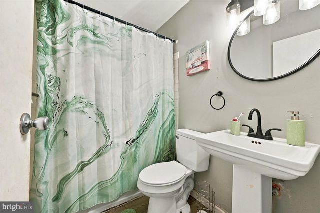 4815 FAIRMOUNT AVE, Philadelphia, PA 19139