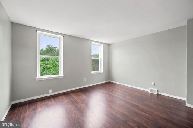 4815 FAIRMOUNT AVE, Philadelphia, PA 19139