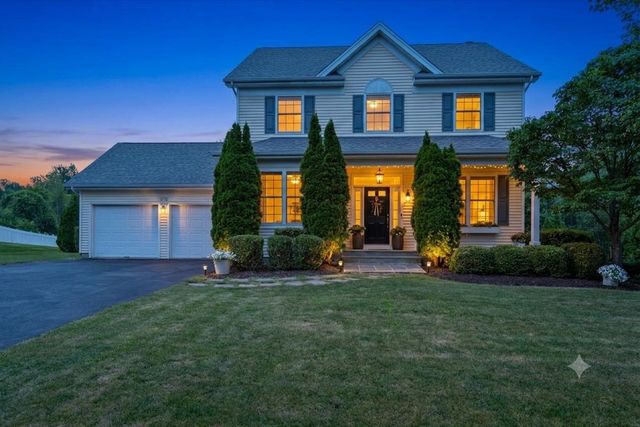 278 Brennan Woods Drive, Williston, VT 05495