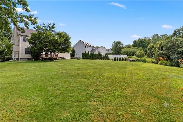 278 Brennan Woods Drive, Williston, VT 05495
