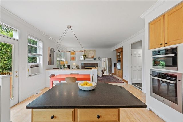 278 Brennan Woods Drive, Williston, VT 05495