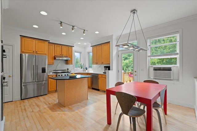 278 Brennan Woods Drive, Williston, VT 05495