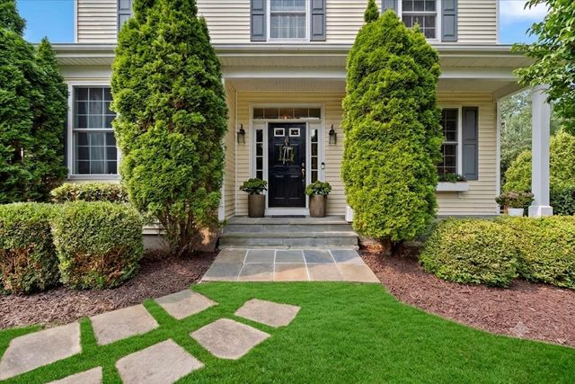 278 Brennan Woods Drive, Williston, VT 05495