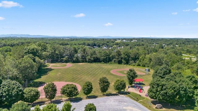 278 Brennan Woods Drive, Williston, VT 05495