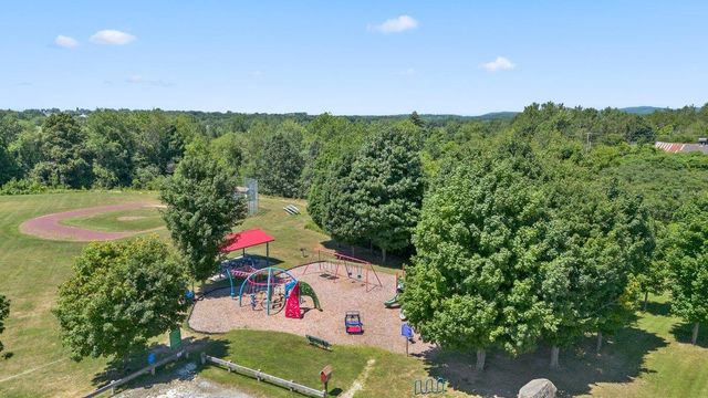 278 Brennan Woods Drive, Williston, VT 05495