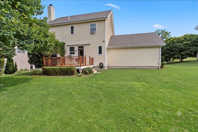 278 Brennan Woods Drive, Williston, VT 05495