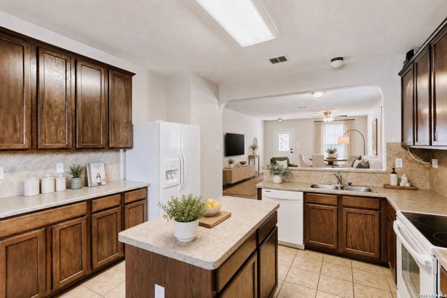 4011 Ashleaf Pecan, San Antonio, TX 78261