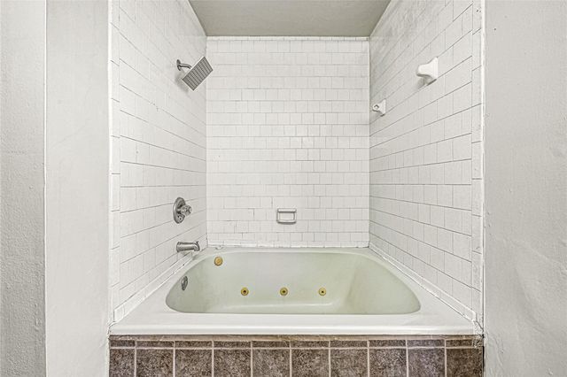 22130 Jay Drive, Spring, TX 77373