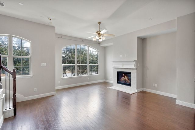 6435 Las Colinas Boulevard, Irving, TX 75039