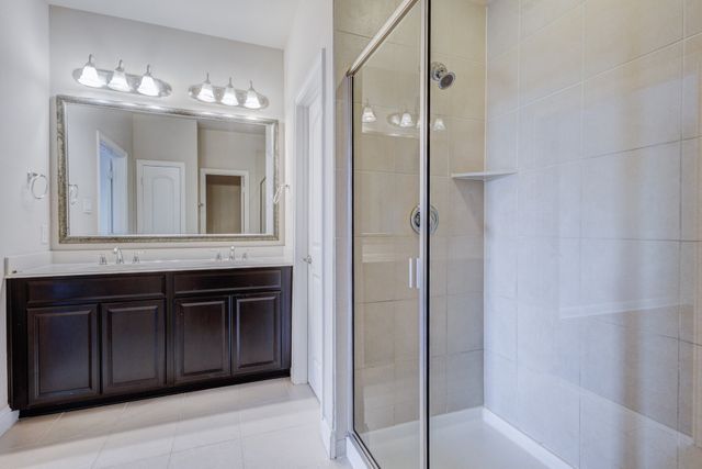 6435 Las Colinas Boulevard, Irving, TX 75039