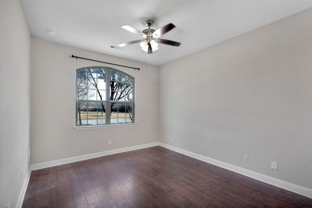 6435 Las Colinas Boulevard, Irving, TX 75039