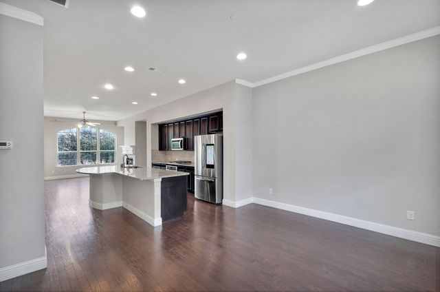 6435 Las Colinas Boulevard, Irving, TX 75039