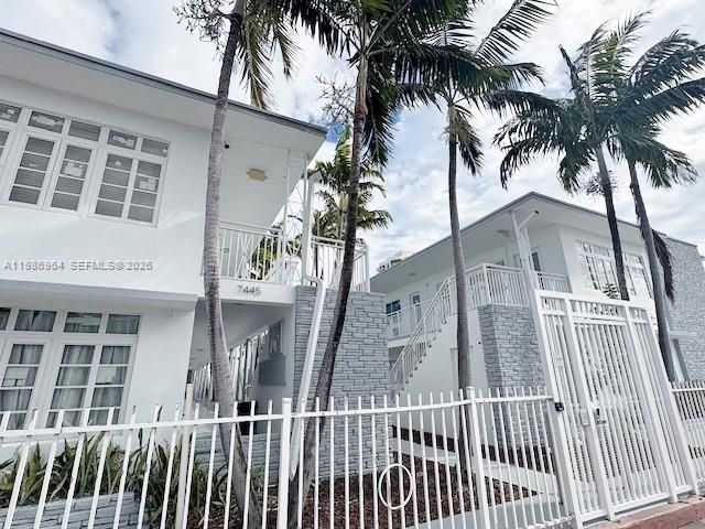 7435 Harding Ave 207, Miami Beach, FL 33141