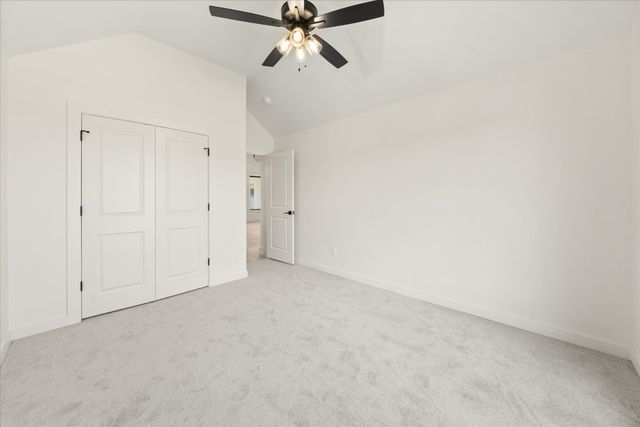 5001 Vine Cliff Road, Mustang, OK 73064