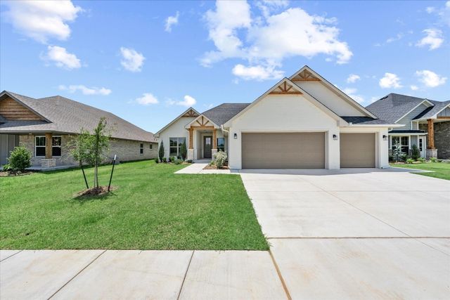 5001 Vine Cliff Road, Mustang, OK 73064