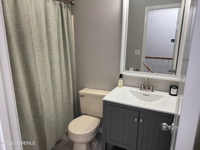 28 Melrose Drive 410, Toms River, NJ 08753