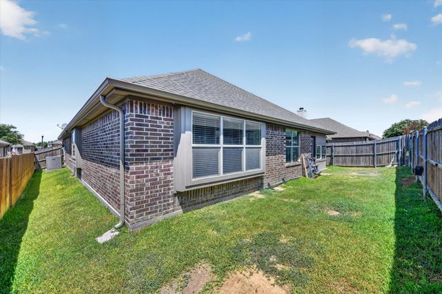 220 Carson Drive, Waxahachie, TX 75167