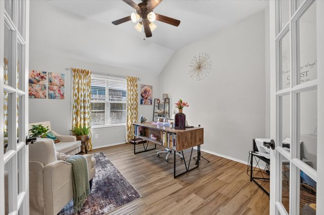 220 Carson Drive, Waxahachie, TX 75167