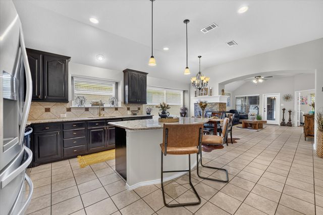 220 Carson Drive, Waxahachie, TX 75167