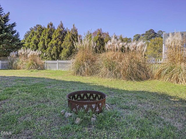 108 Teal Lake Drive, Holly Springs, NC 27540