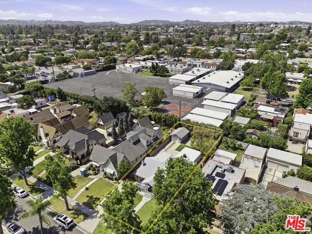 101 S El Molino Street, Alhambra, CA 91801