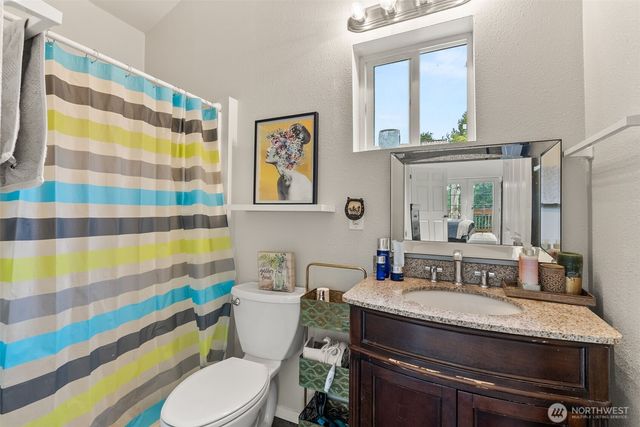 204 Murray Street, Oakville, WA 98568