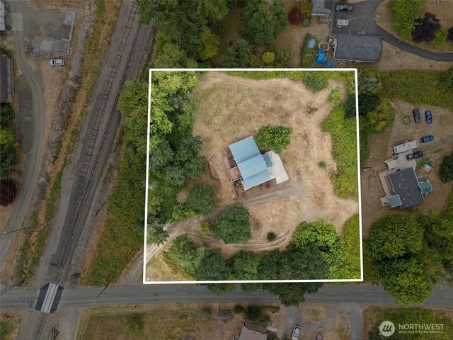 204 Murray Street, Oakville, WA 98568