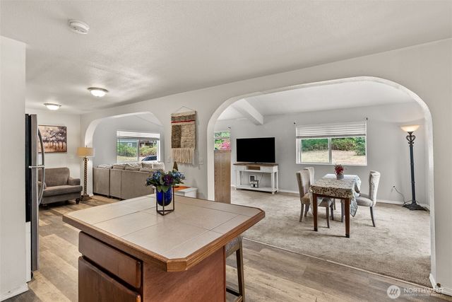 204 Murray Street, Oakville, WA 98568