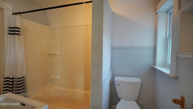 817 W 5th Street, 2, Joplin, MO 64801