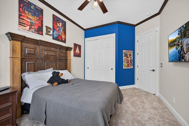 633 W Richmond Avenue, Clovis, CA 93619