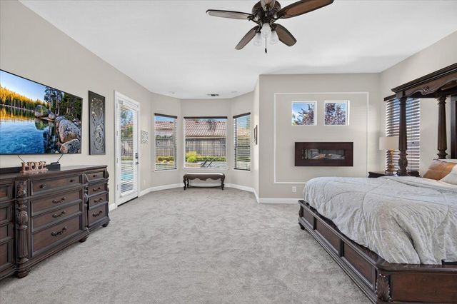 633 W Richmond Avenue, Clovis, CA 93619