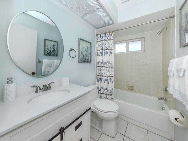 3167 NIGHT HERON LANE, Venice, FL 34293