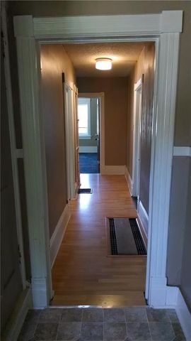 203 E Pine Street, Liberty, MO 64068