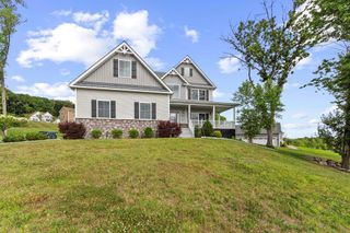 15 Debra Lane, New Windsor, NY 12553