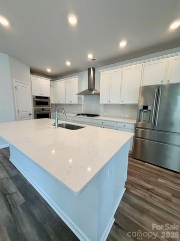 325 Johnston Drive, Pineville, NC 28134