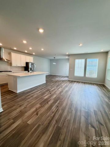 325 Johnston Drive, Pineville, NC 28134
