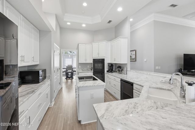 9911 CHELSEA LAKE Road, Jacksonville, FL 32256