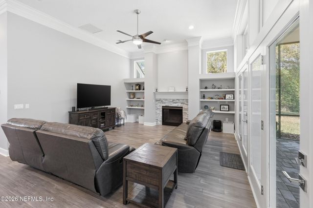 9911 CHELSEA LAKE Road, Jacksonville, FL 32256