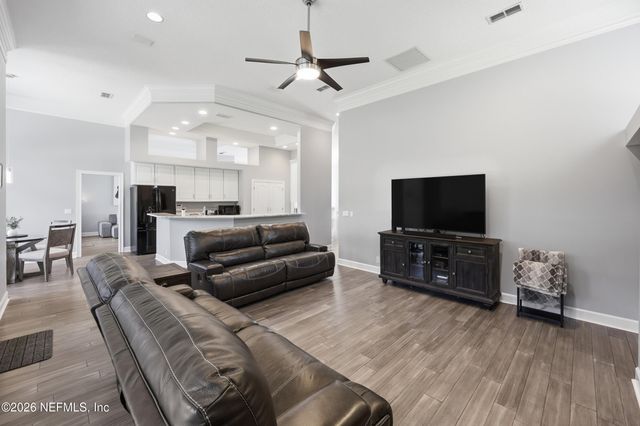 9911 CHELSEA LAKE Road, Jacksonville, FL 32256