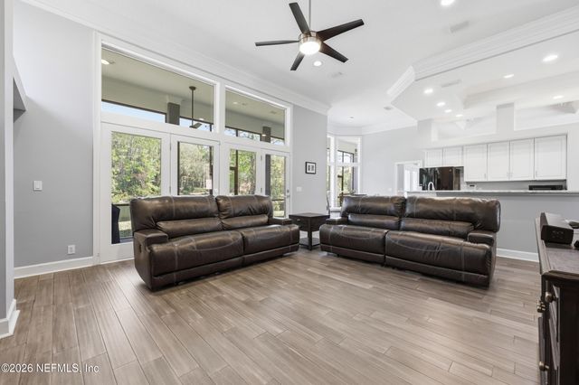 9911 CHELSEA LAKE Road, Jacksonville, FL 32256