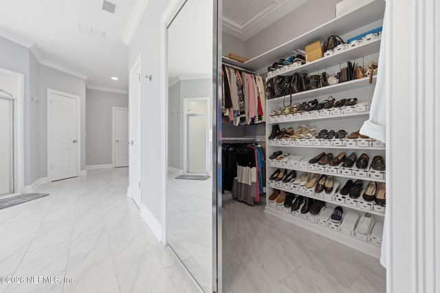 9911 CHELSEA LAKE Road, Jacksonville, FL 32256