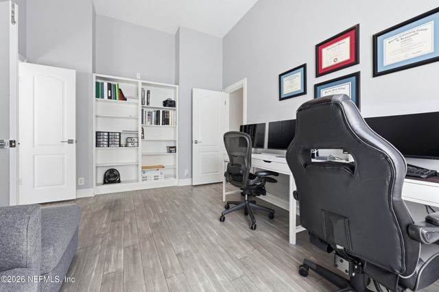 9911 CHELSEA LAKE Road, Jacksonville, FL 32256